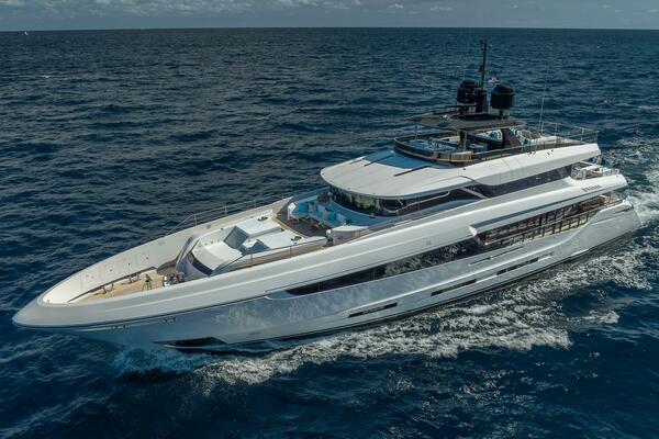 141-ft-Mangusta-2017-Oceano 42-NEVERLAND Palm Beach Florida United States  yacht for sale
